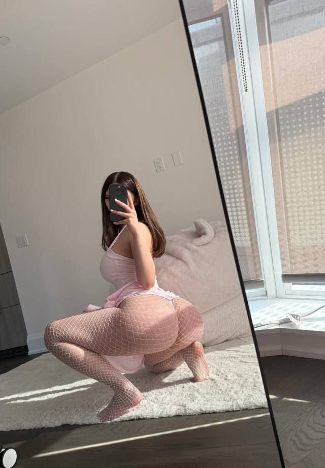 BADDEST SQUIRTER 😈🥶NOW IN TOWN Text Me On +16073108261 WITH YOUR LOCATION. I Got Party Favors Also🥂😈✨ - Image 2